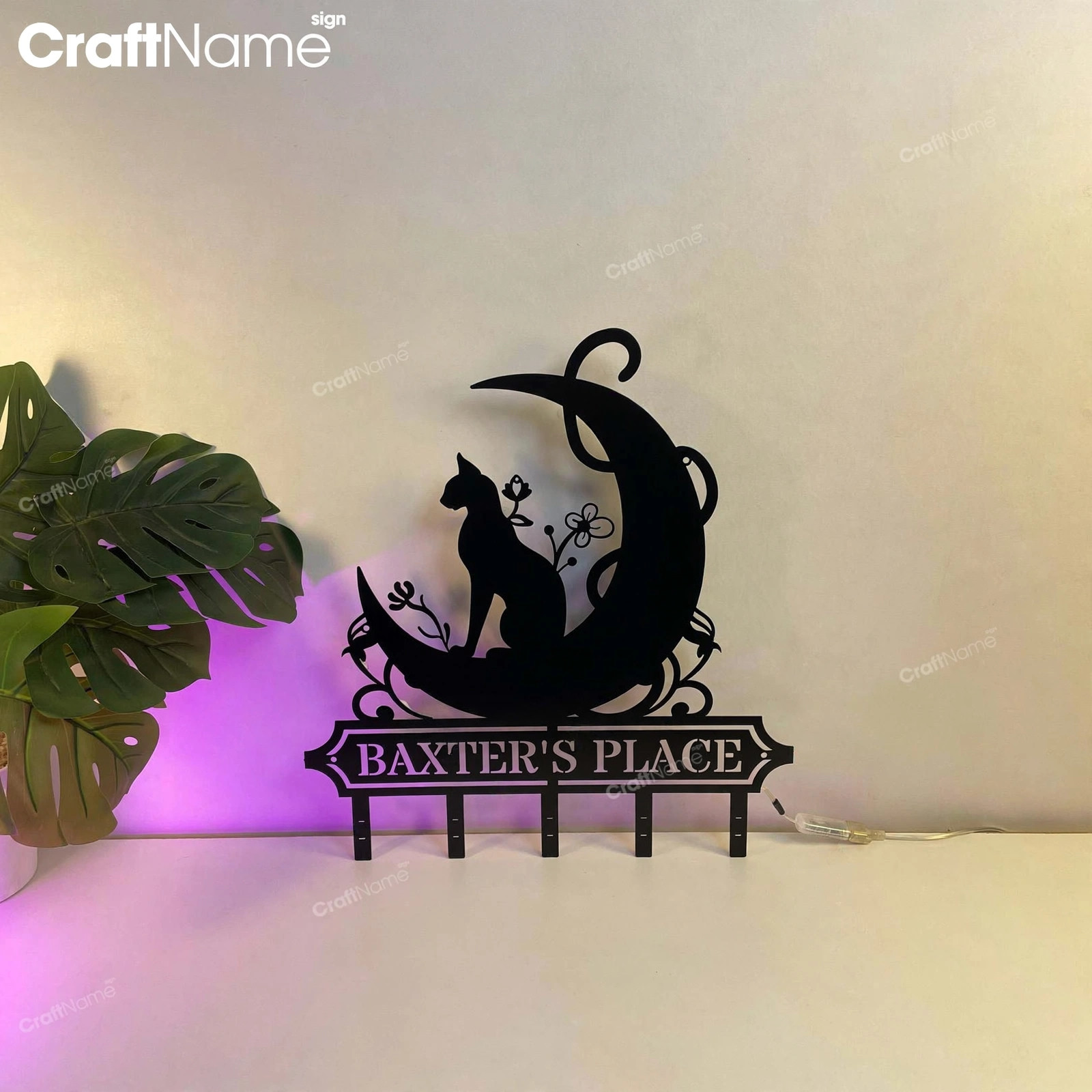 Custom Black Cat On The Moon Metal Key Holder