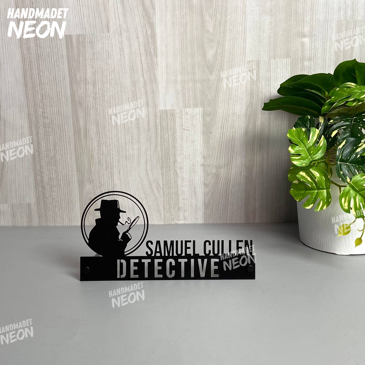 Custom Detective Desk Name Plate – HandmadeT Neon Sign