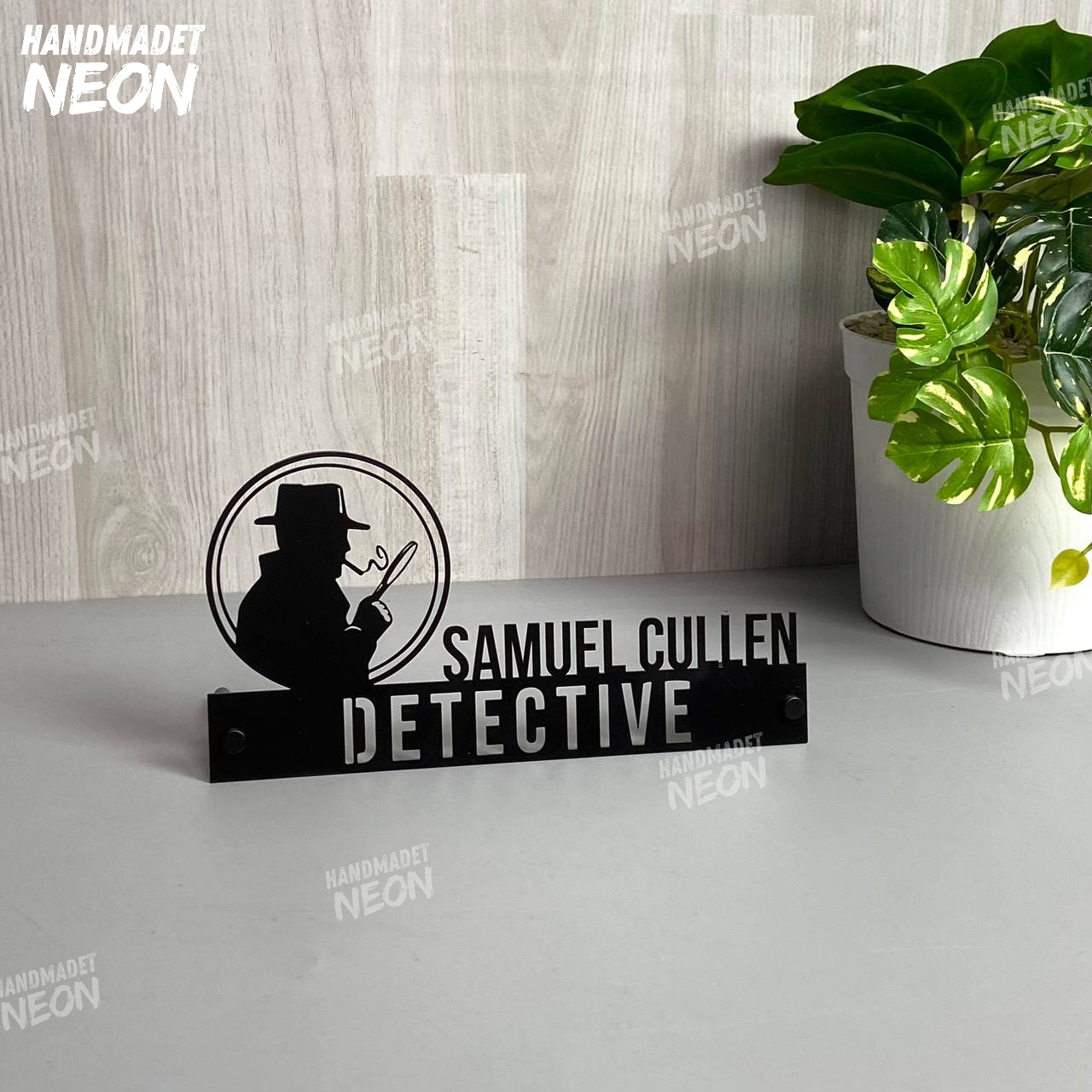 Custom Detective Desk Name Plate – HandmadeT Neon Sign